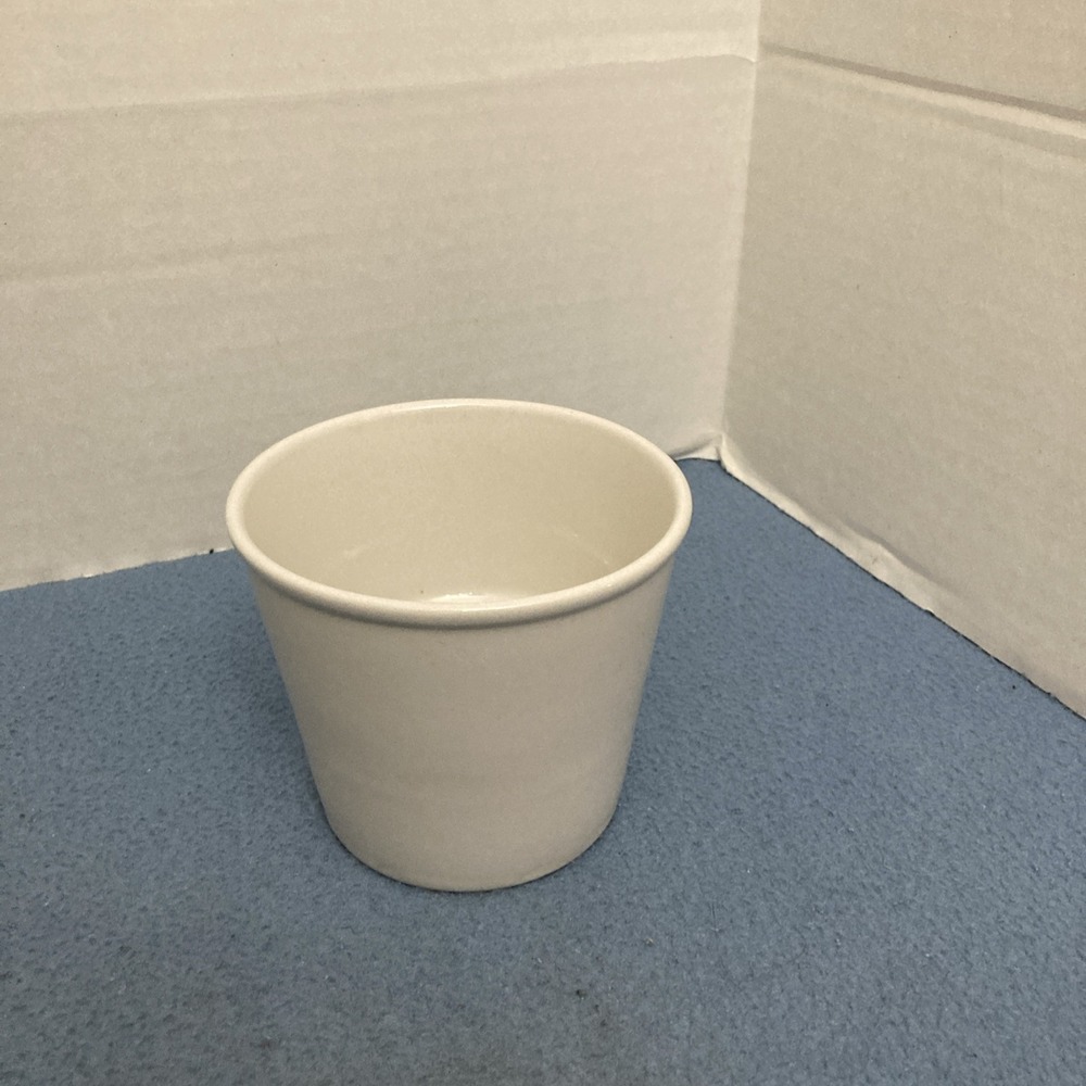 IKEA White 4" Tall x 5" Wide Flower Pot/Plant Planter #19894